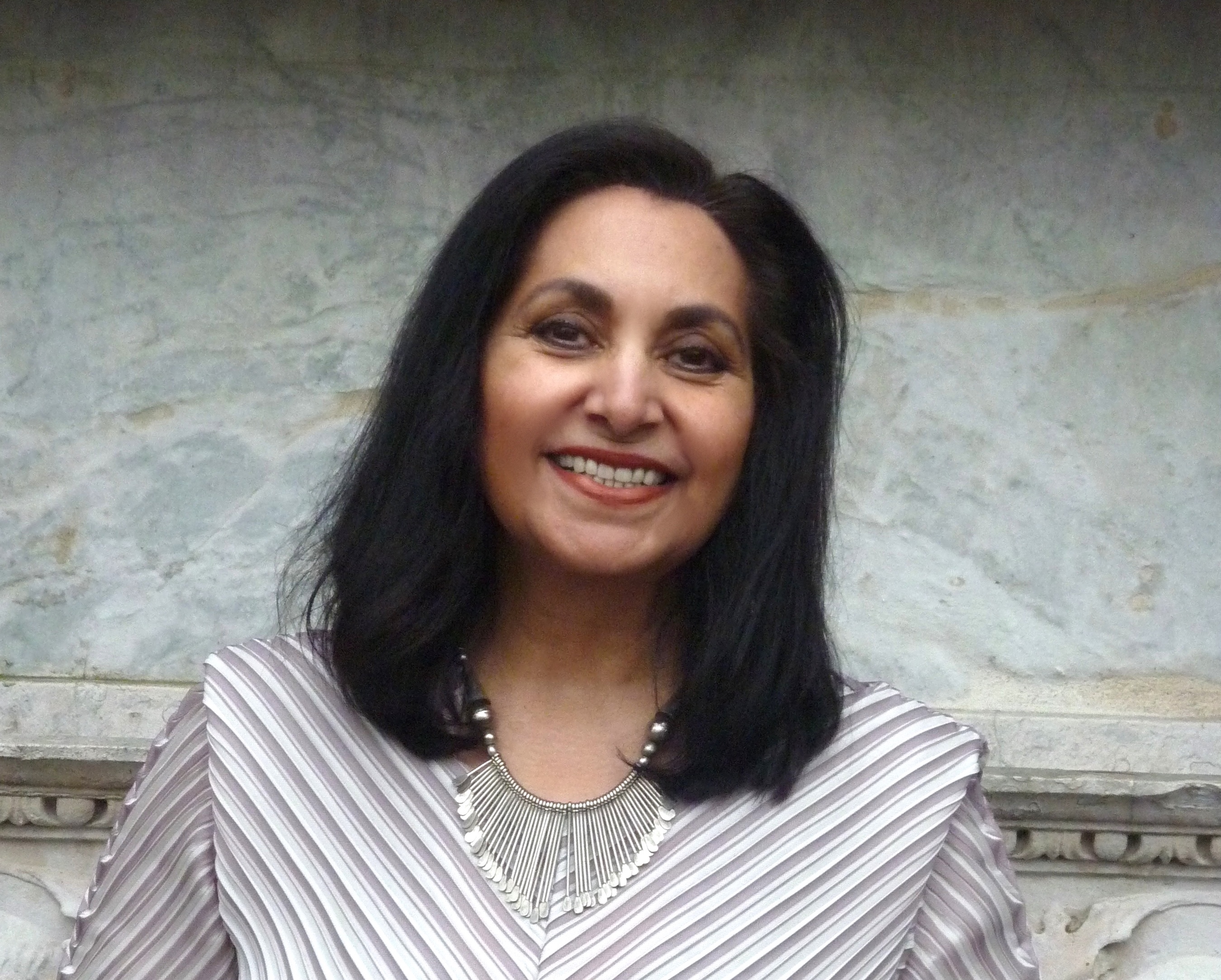 Imtiaz Dharker to judge the Guernsey International Poetry Competition